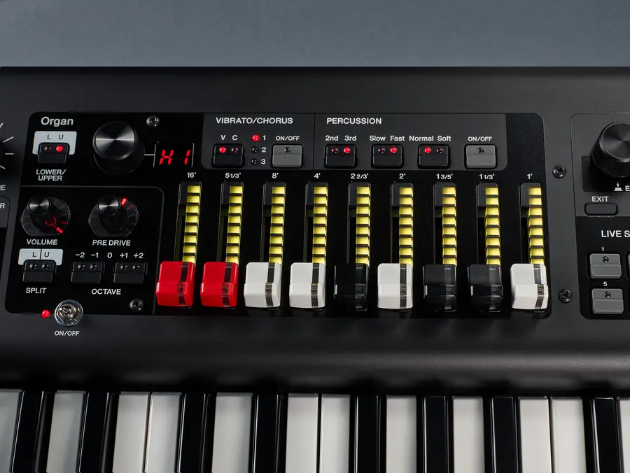 Yamaha YC61 orgel 