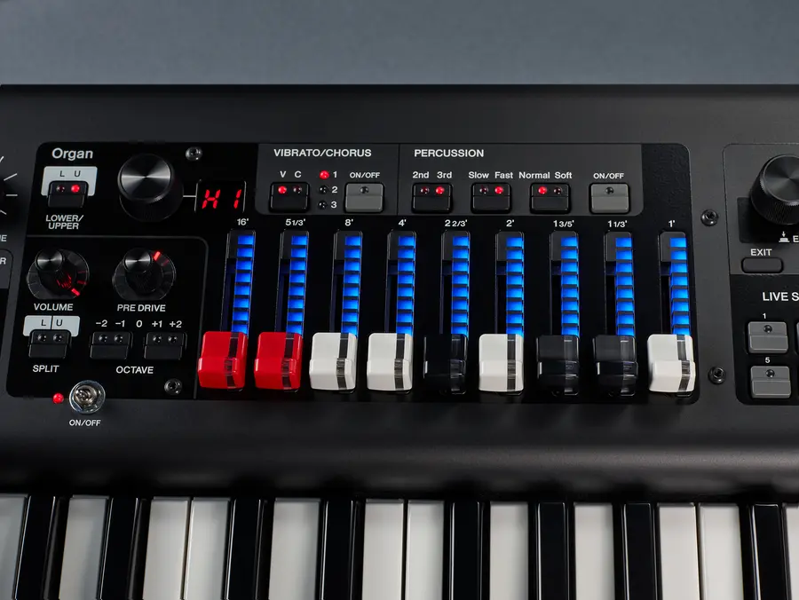 Yamaha YC61 orgel 