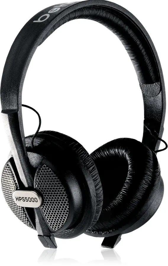 Behringer U-Phoria Studio 