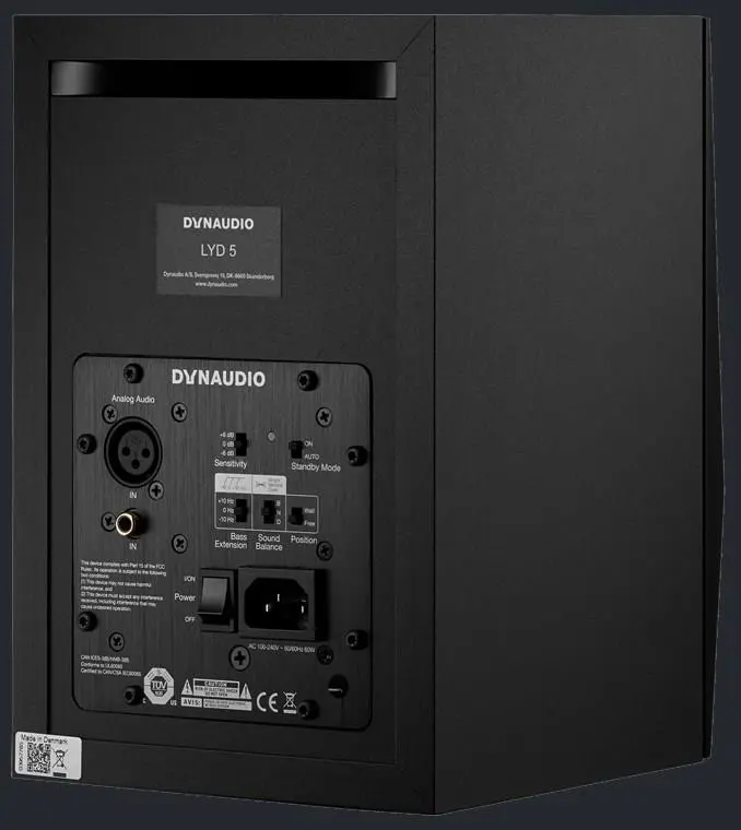 Dynaudio Pro LYD 5 - svart 50Hz-22kHz, 50W+50W Class-D 