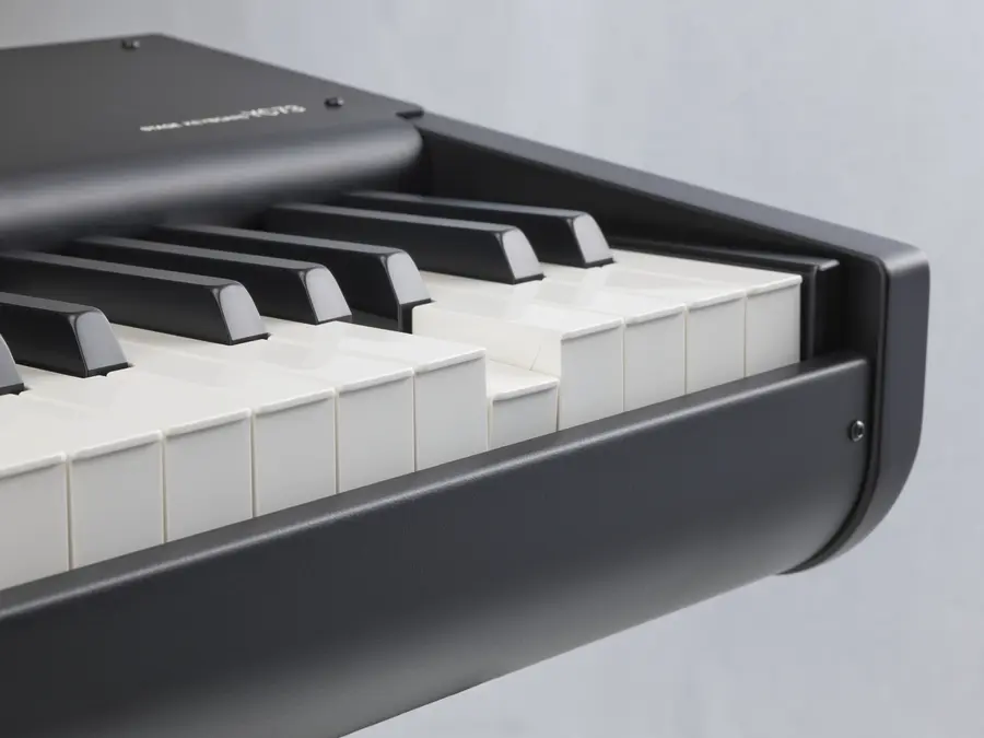 Yamaha YC73 