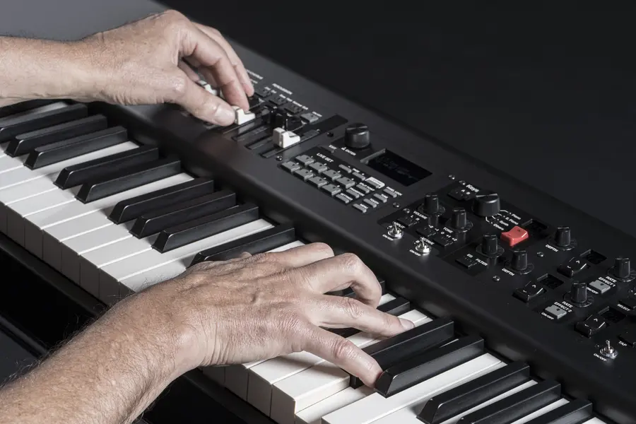 Yamaha YC88 