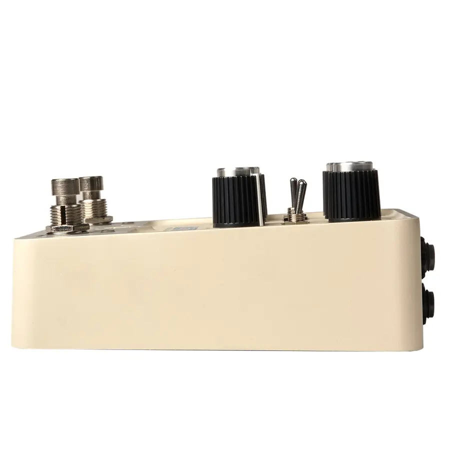 Universal Audio UAFX Astra Modulation pedal 