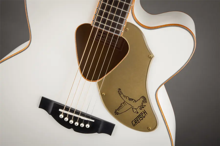Gretsch G5022CWFE Rancher Falcon Jumbo Fishman pickup system, White 