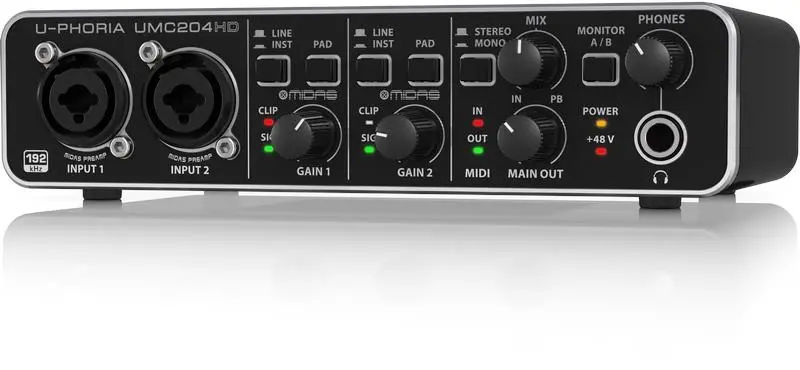 Behringer UMC204HD* 