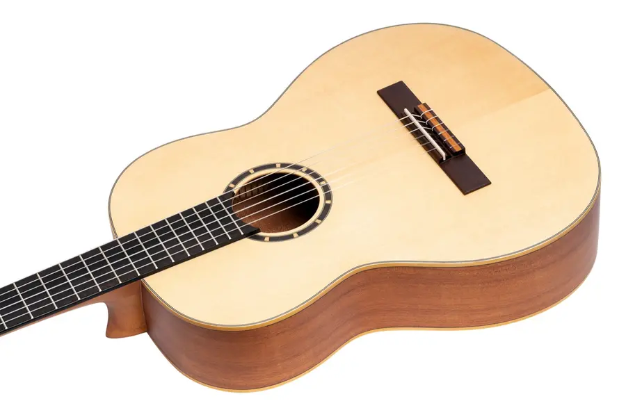Ortega R121SN-L Klassisk gitar 4/4 Størrelse, Slim neck, Lefthand 