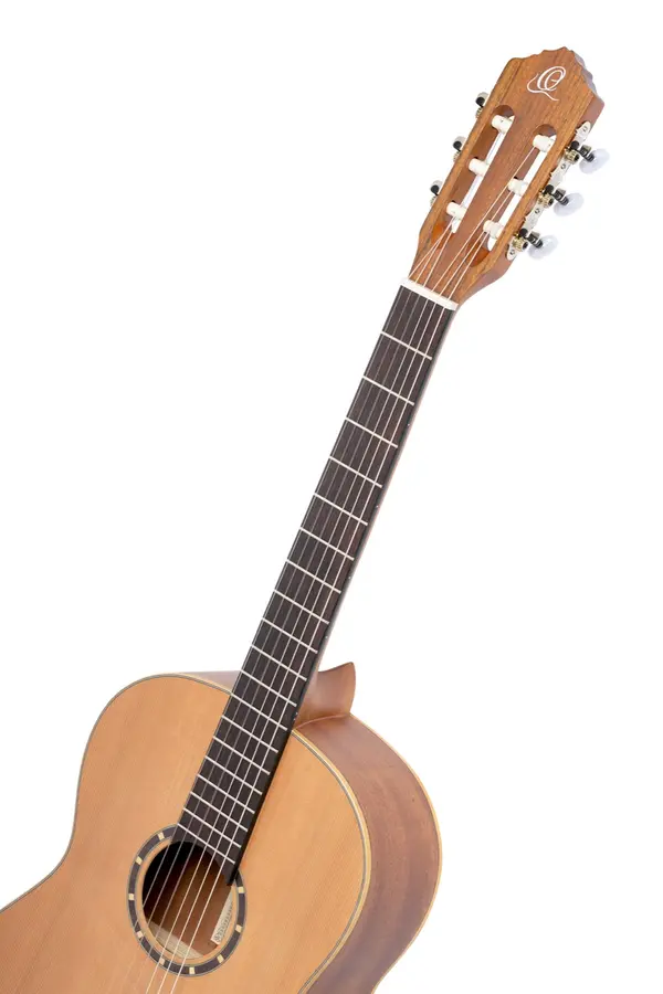 Ortega R122SN-L Klassisk gitar 4/4 Størrelse, Slim neck, Lefthand 