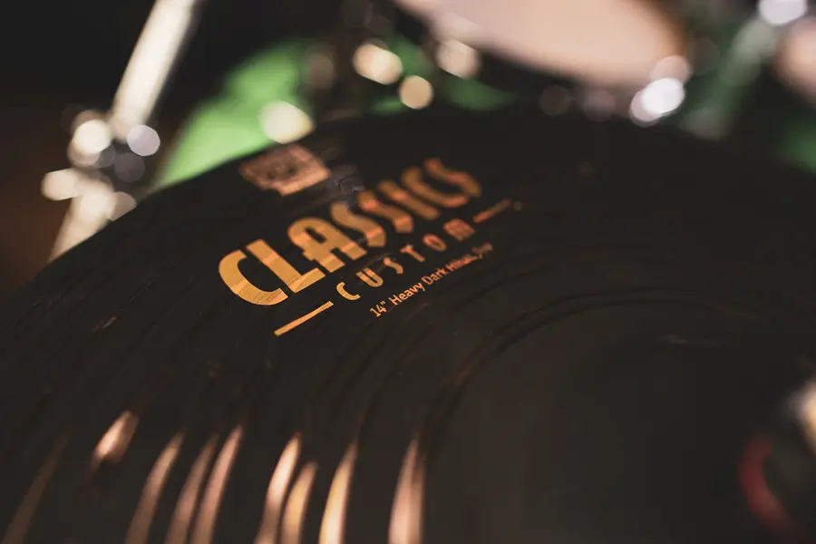 Meinl Cymbals CC14HDAH Classics Custom 14 Heavy Dark Hi-hat 