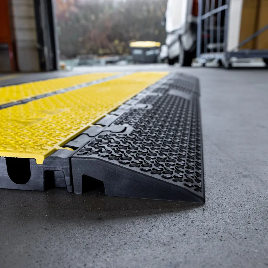 Defender MIDI 5 2D RS MIDI 5 2D Modular system - short ramp 