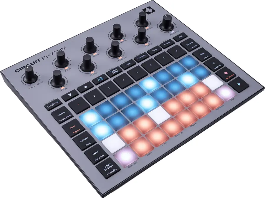 Novation CIRCUIT-RTM Versatile sampler for making and performing beats 