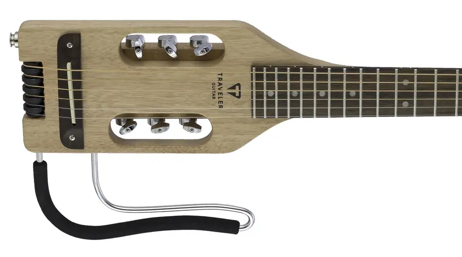 Traveler Guitar Ultra-Light Acoustic Mahogany 
