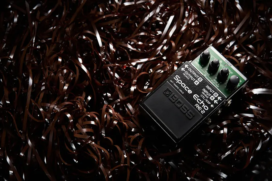 Boss RE-2 Space Echo digital delay 