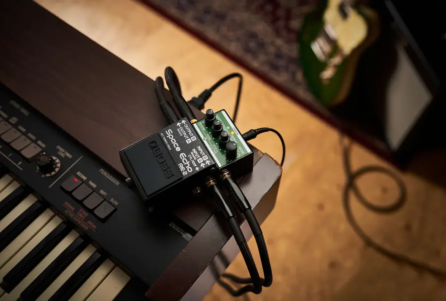 Boss RE-2 Space Echo digital delay 