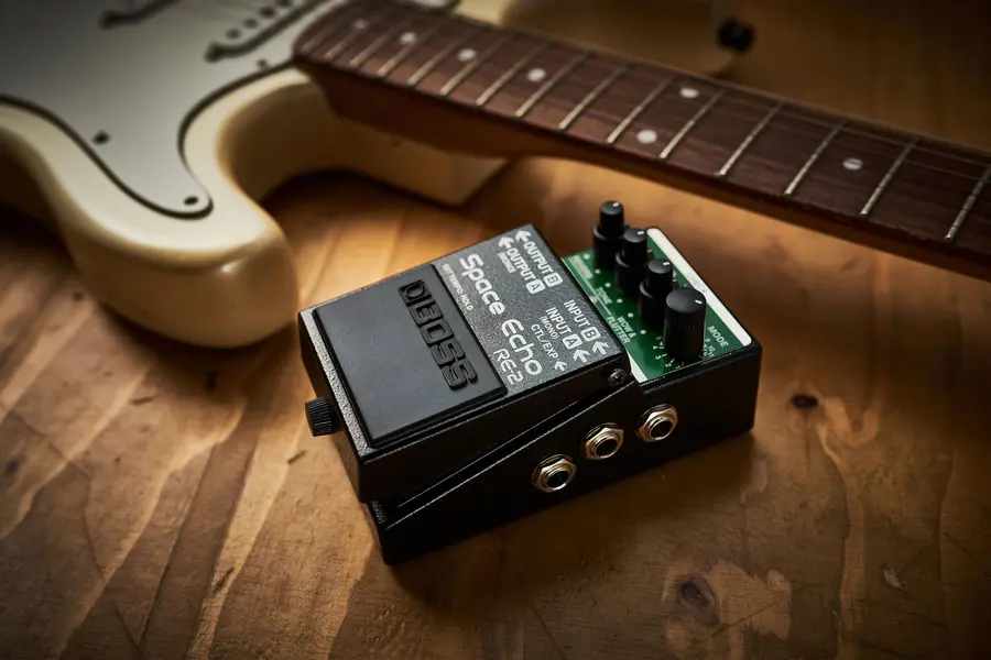 Boss RE-2 Space Echo digital delay 