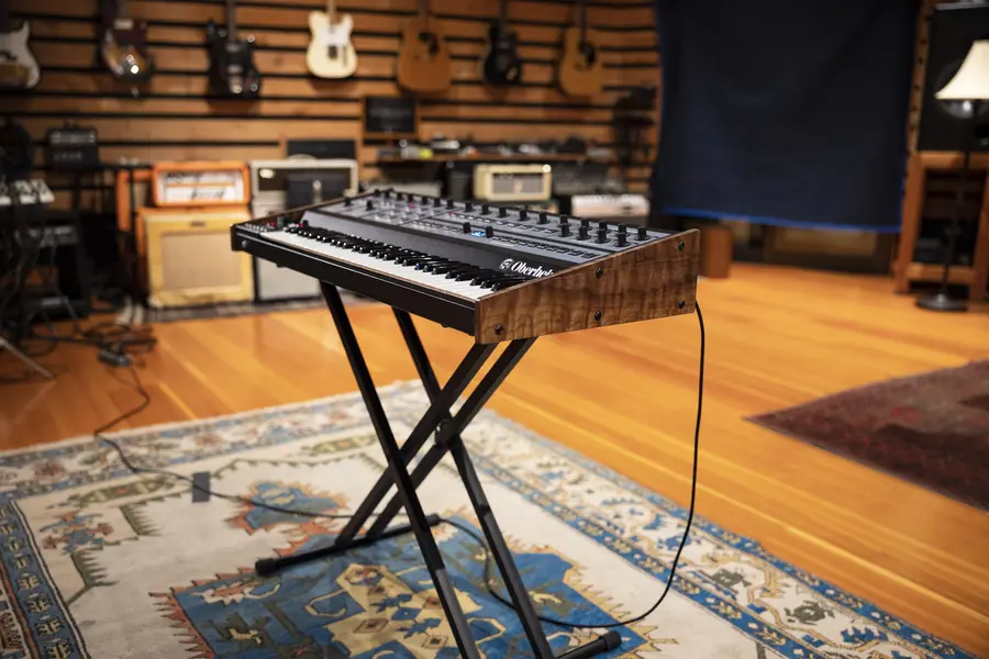 Oberheim OB-X8 Analog Synth 