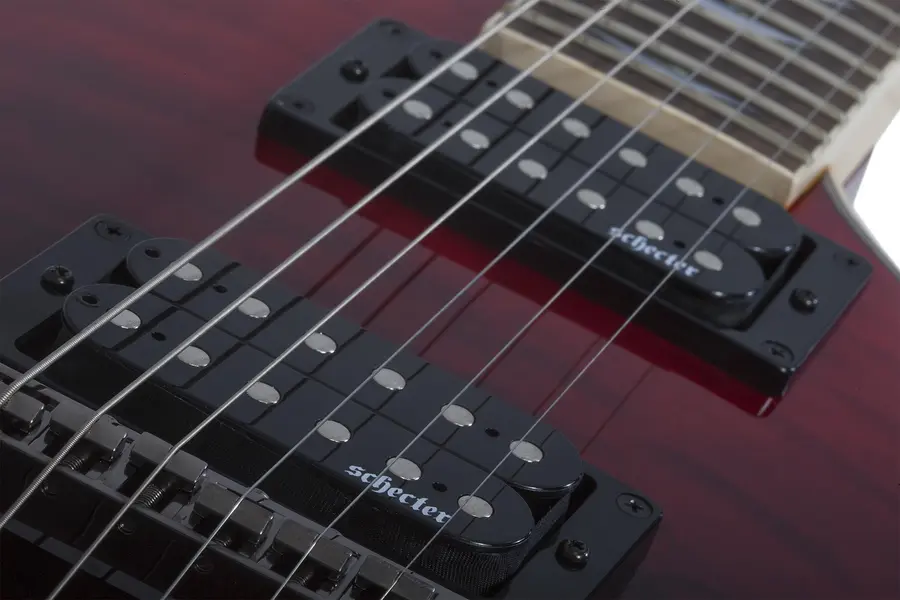 Schecter Omen Extreme-6 Blood Burst Black/Red Fade 