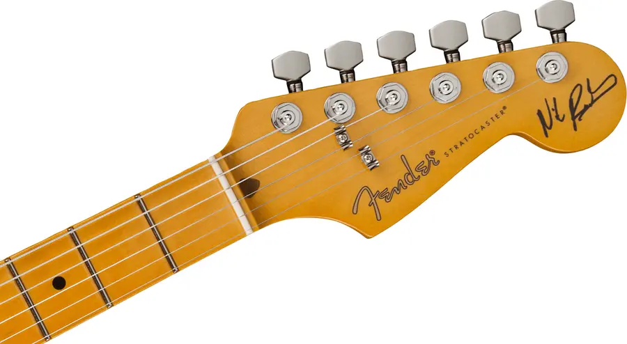 Fender Nile Rodgers Stratocaster Hitmaker, Olympic White 