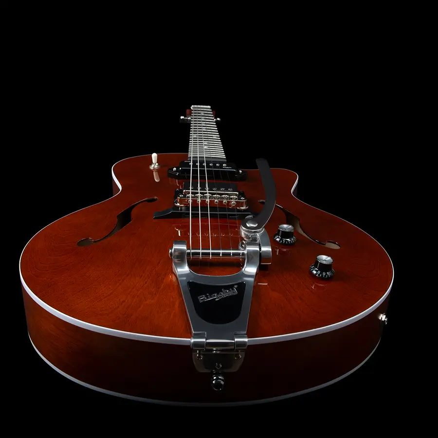 Godin 5th Avenue - Uptown Custom Havana Brown 