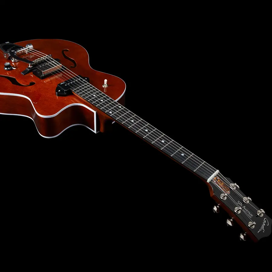 Godin 5th Avenue - Uptown Custom Havana Brown 