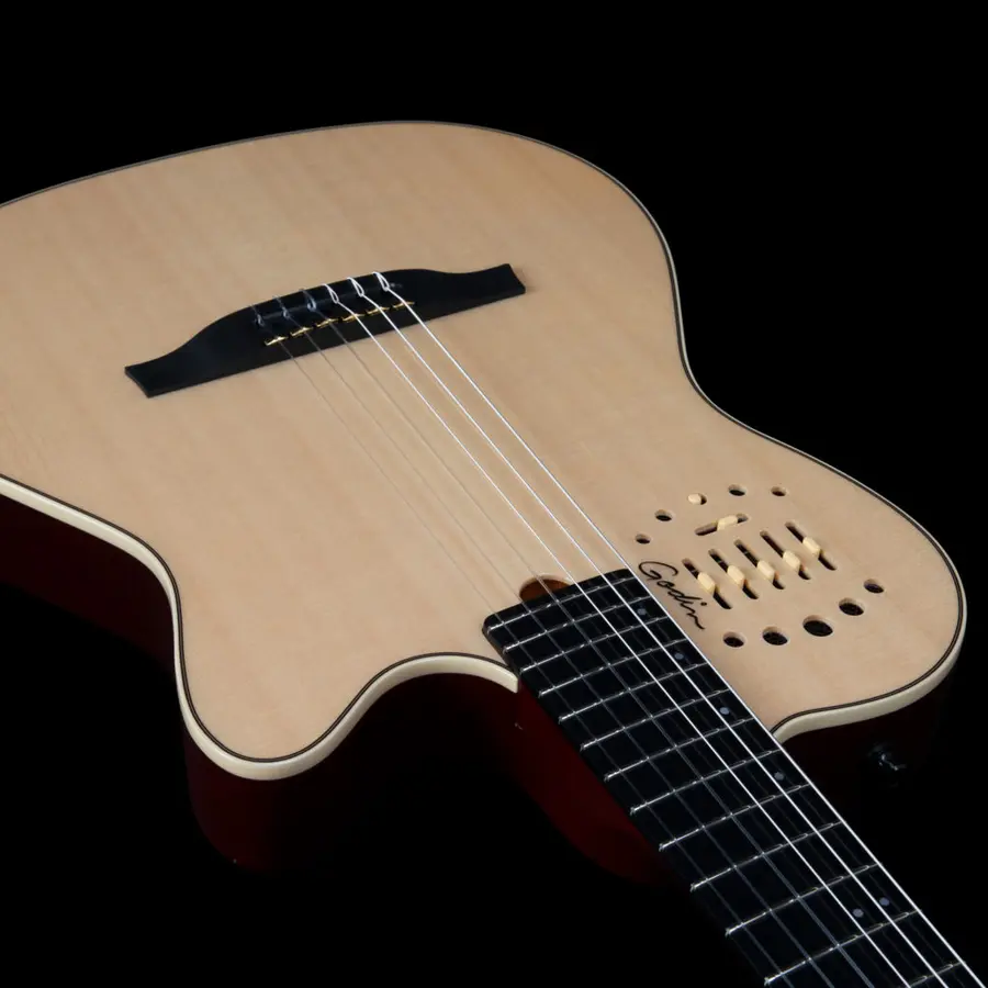 Godin Multiac Nylon Deluxe 