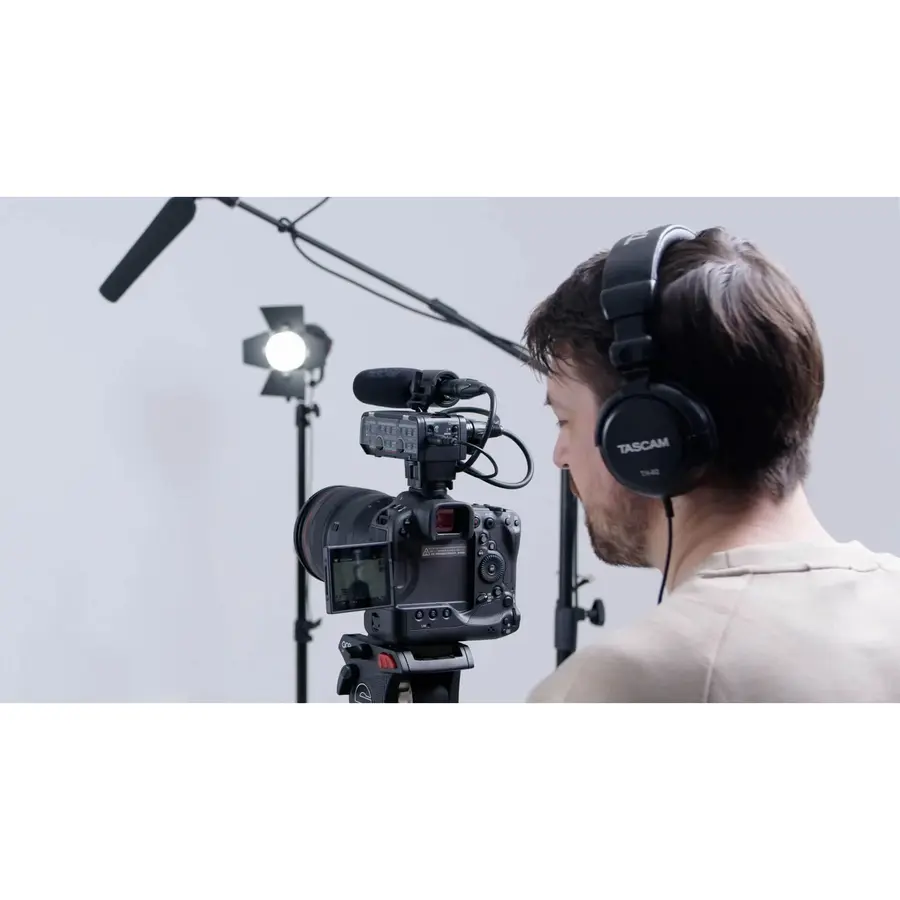 Tascam CA-XLR2D-F Mikrofonadapter til kamera, Fujifilm 