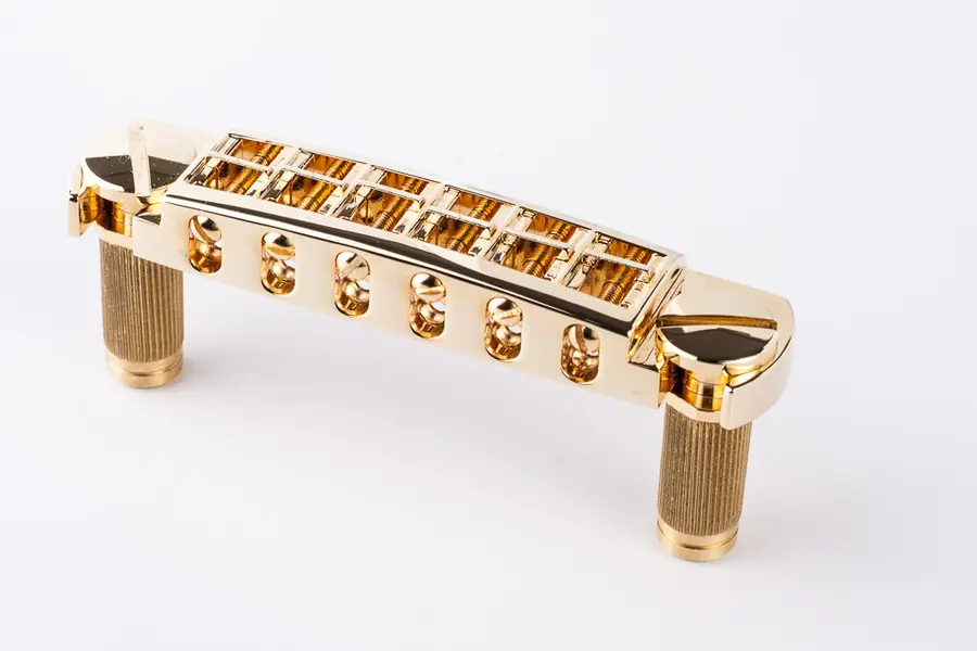 TonePros AVT2M G - Wraparound Bridge with MSPRS Locking Studs - Gold 