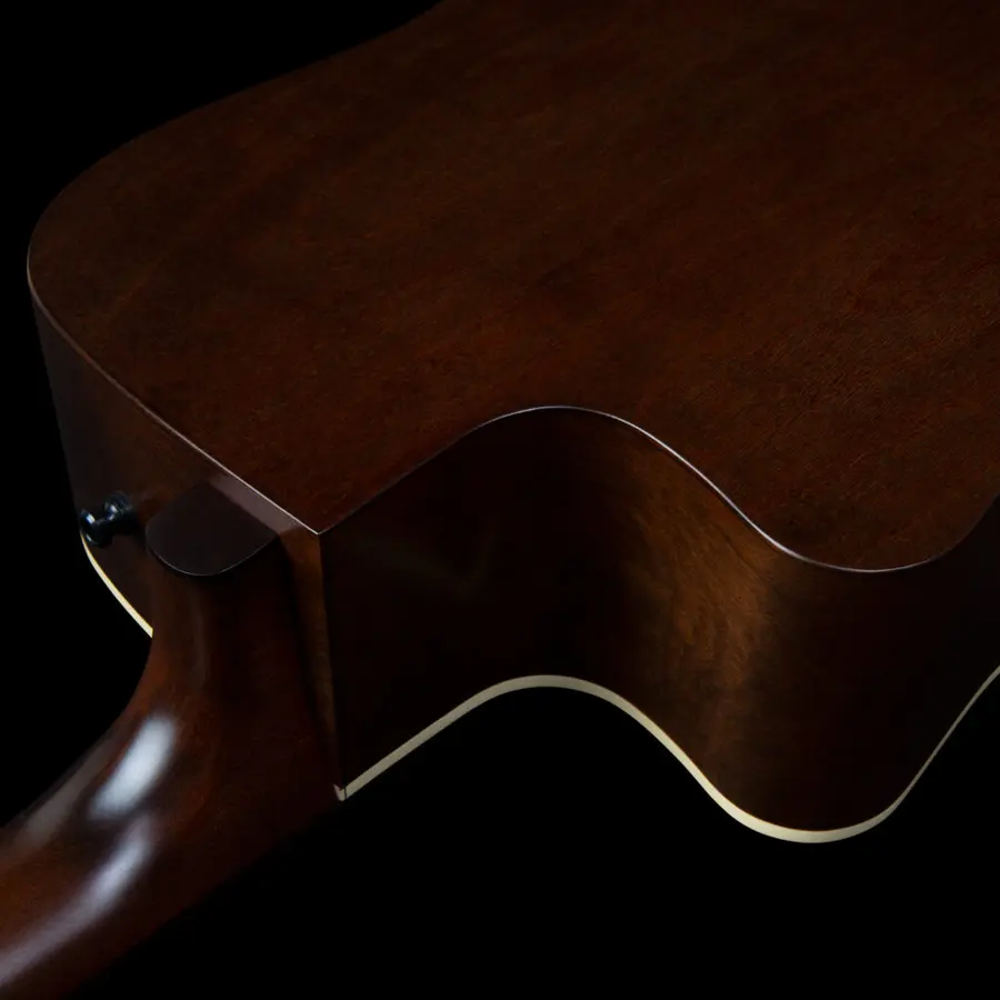 Art & Lutherie Americana Cutaway Bourbon Burst CW Presys II 