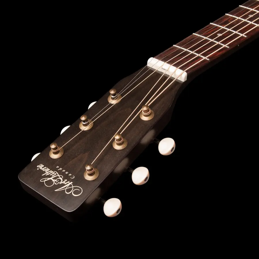 Art & Lutherie Americana Cutaway Faded Black CW Presys II 