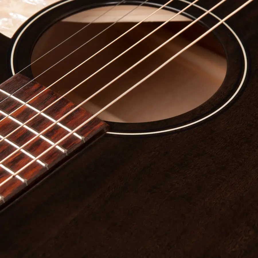 Art & Lutherie Americana Cutaway Faded Black CW Presys II 