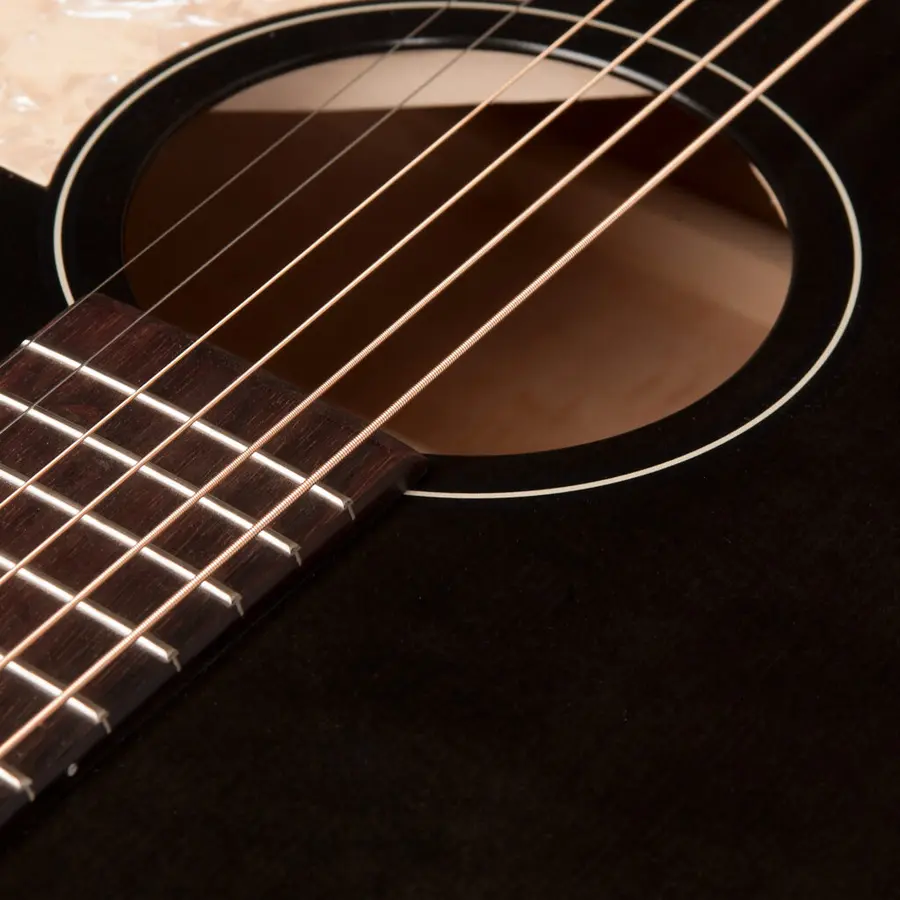 Art & Lutherie Americana Dreadnought Faded Black Presys II 