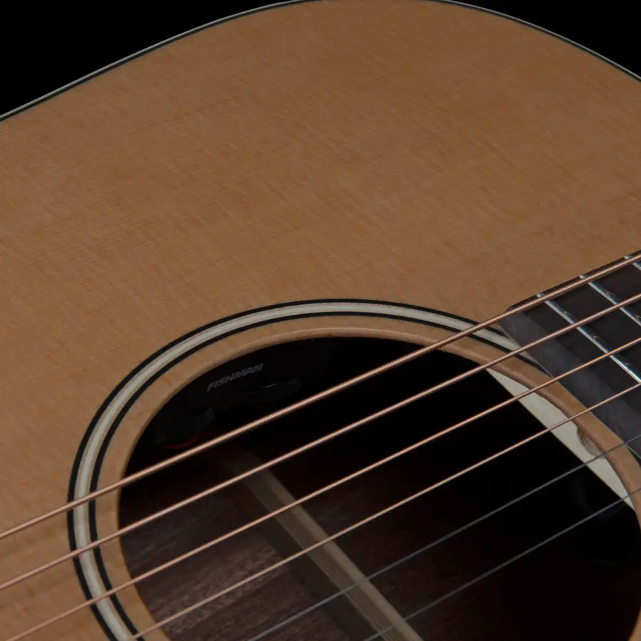 Art & Lutherie Americana Natural EQ 