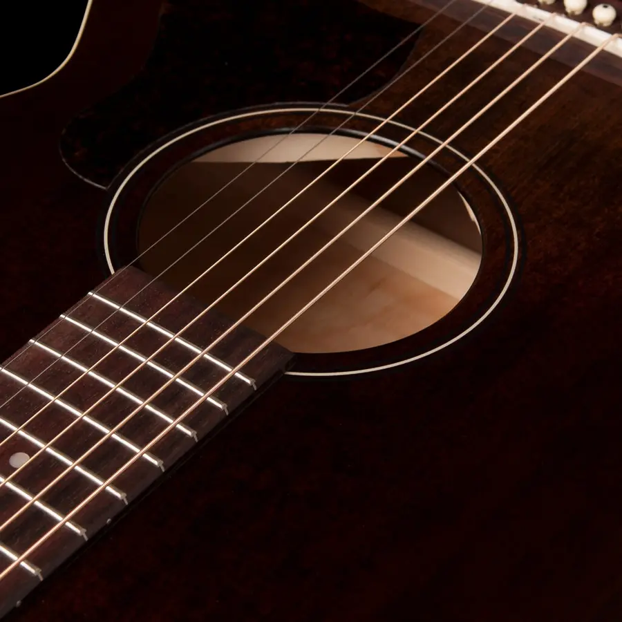 Art & Lutherie Legacy Concert Hall Bourbon Burst Presys II 