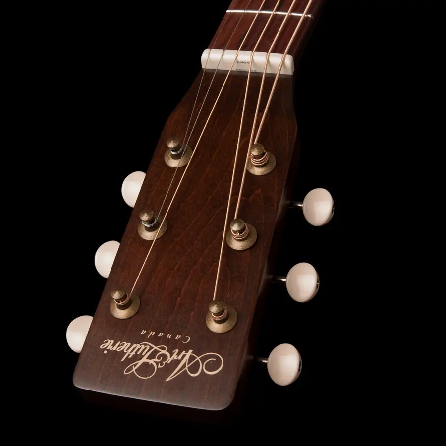 Art & Lutherie Legacy Concert Hall Bourbon Burst Presys II 