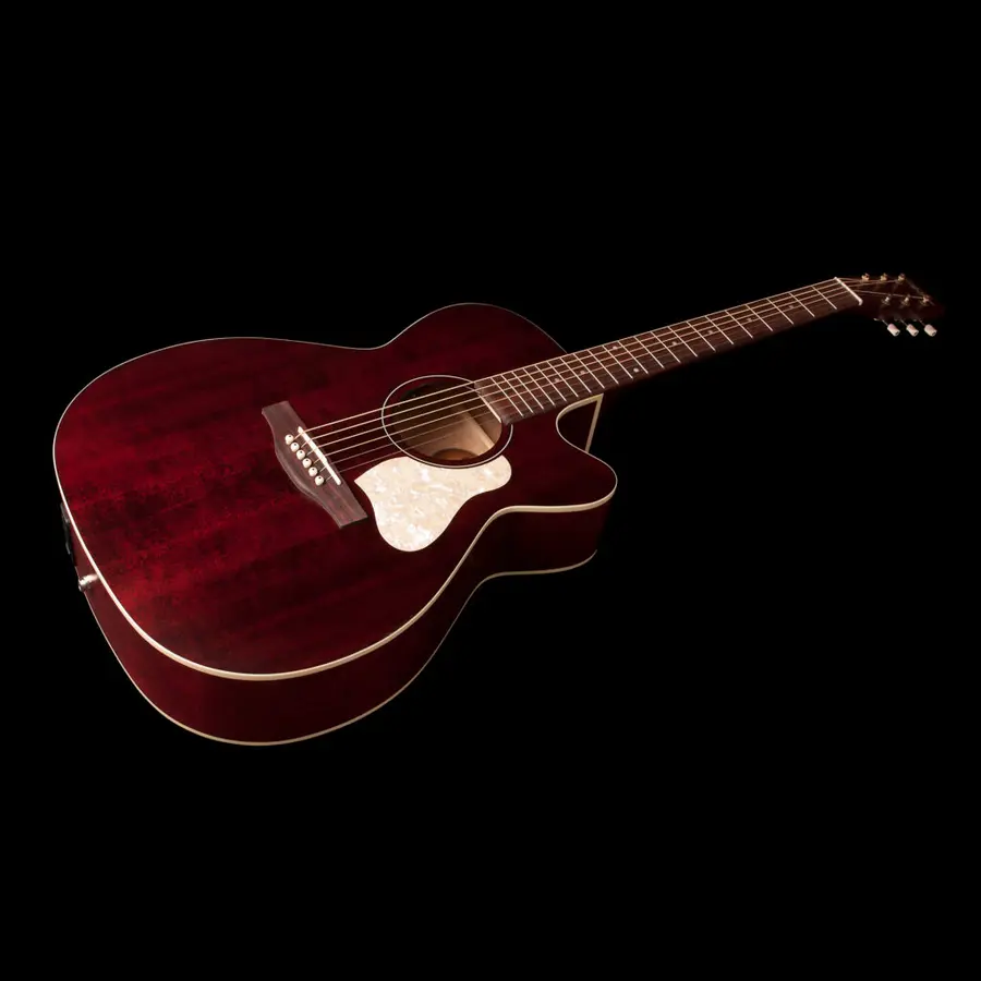 Art & Lutherie Legacy Cutaway Tennessee Red CW Presys II 