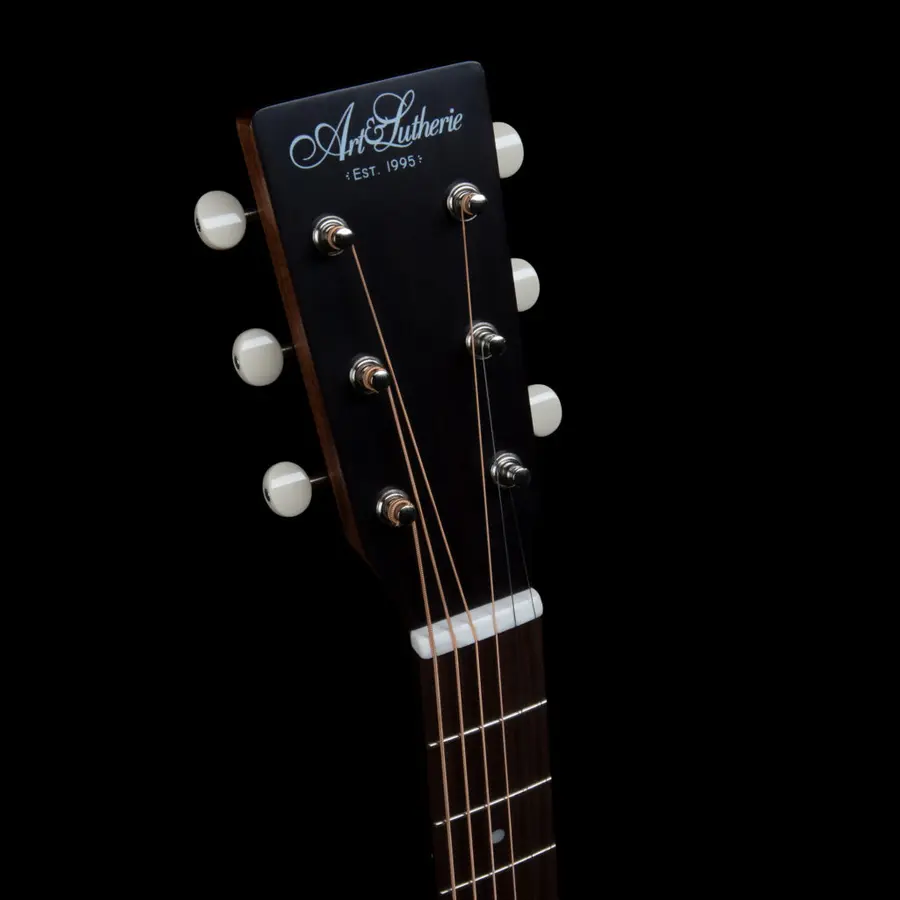 Art & Lutherie Legacy Natural EQ 