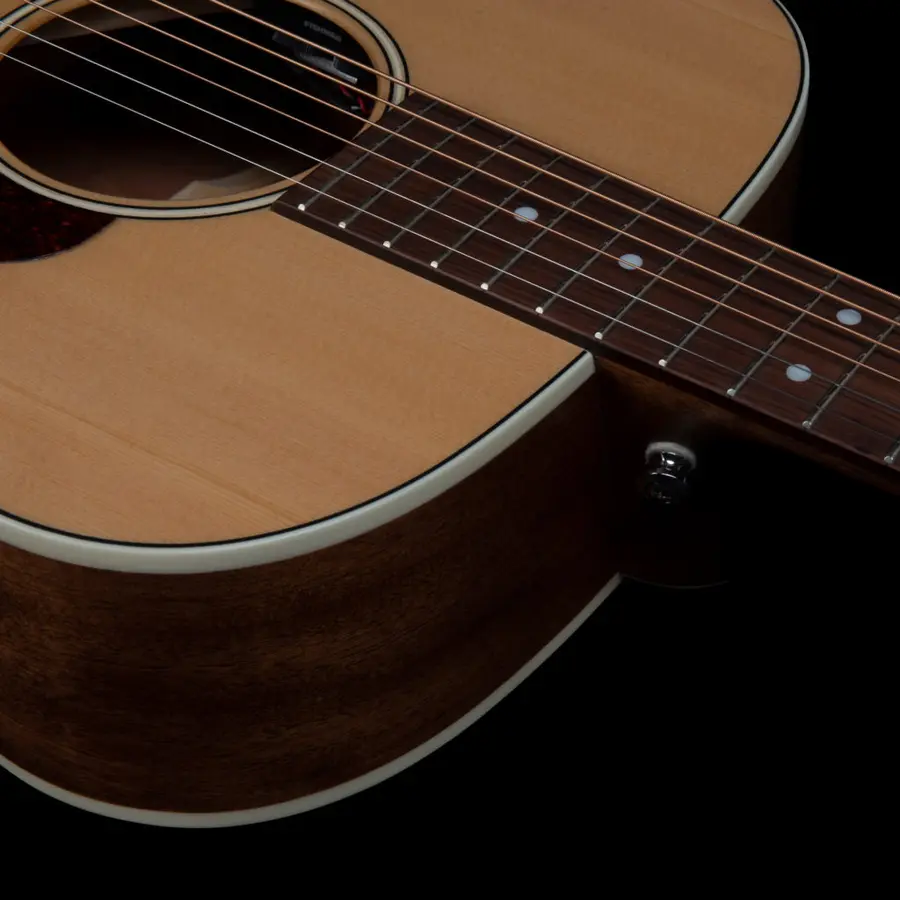 Art & Lutherie Legacy Natural EQ 
