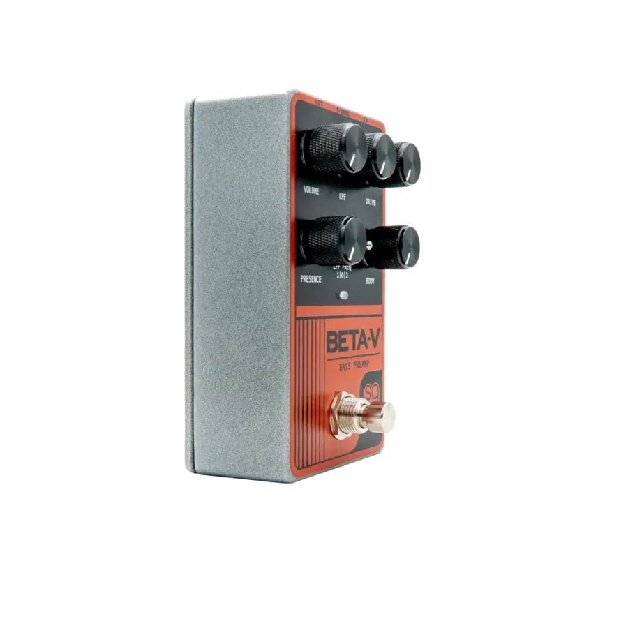 SolidGoldFX BETA-V Basspreamp med drive 