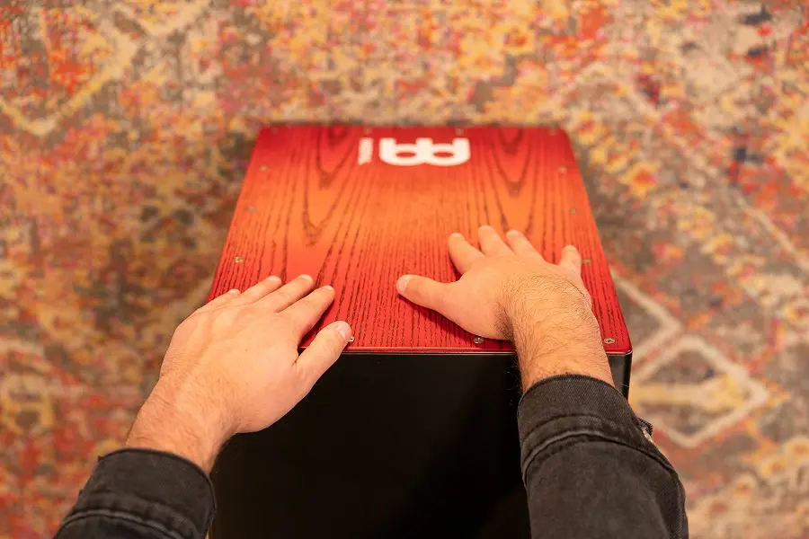 Meinl MCAJ100BK-TRF Headliner Snare Cajon Black - Tango Red Fade 