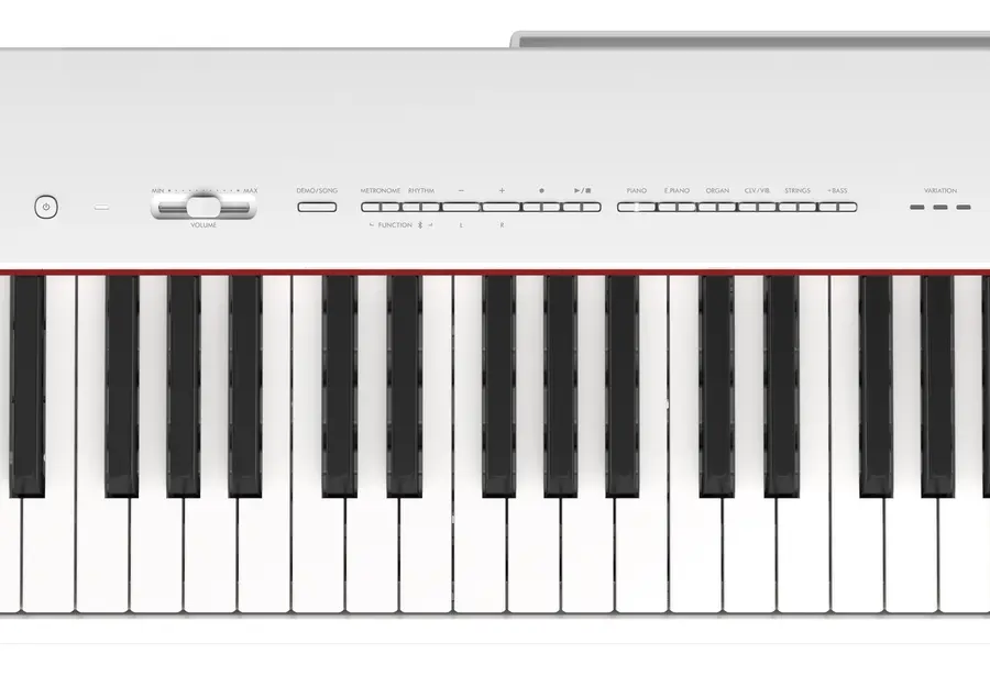 Yamaha P-225 digitalpiano hvit finish 