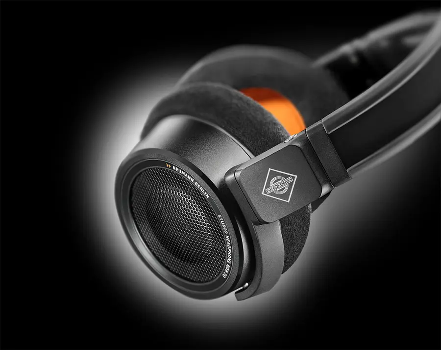 Neumann NDH 30 Black Edition 