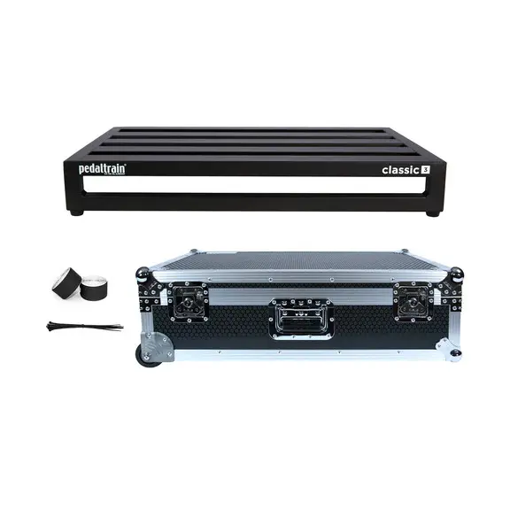 Pedaltrain Classic 3 with wheeled tour case 