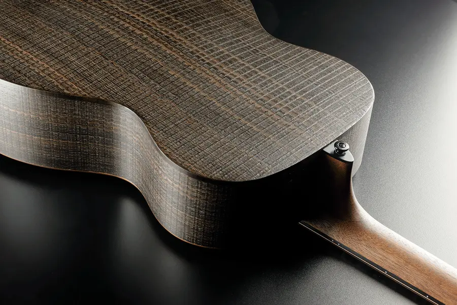 LAG SAUVAGE-ACE Sauvage Aditorium Cutaway Acoustic-Electric 