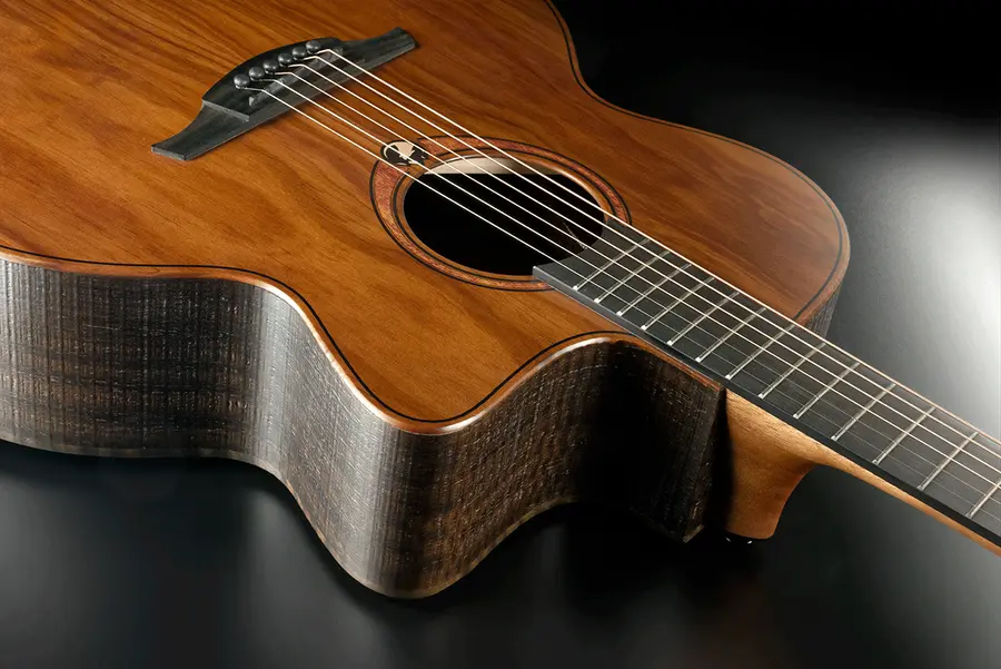 LAG SAUVAGE-JCE Sauvage Jumbo Cutaway Acoustic-Electric 