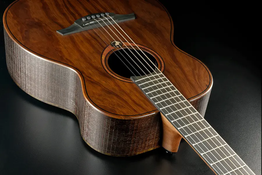 LAG SAUVAGE-TE Sauvage Travel Acoustic-Electric 