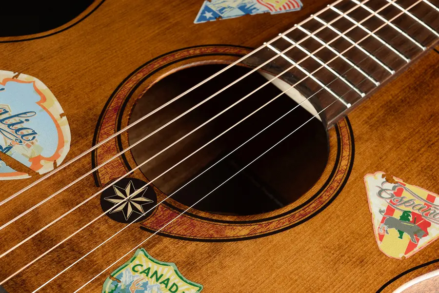 Lag Guitars ESCAPADE-GTE 
