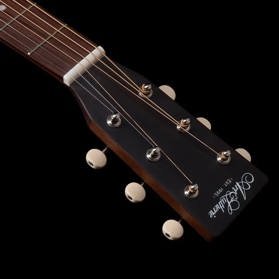 Art & Lutherie Americana Light Burst GT EQ 
