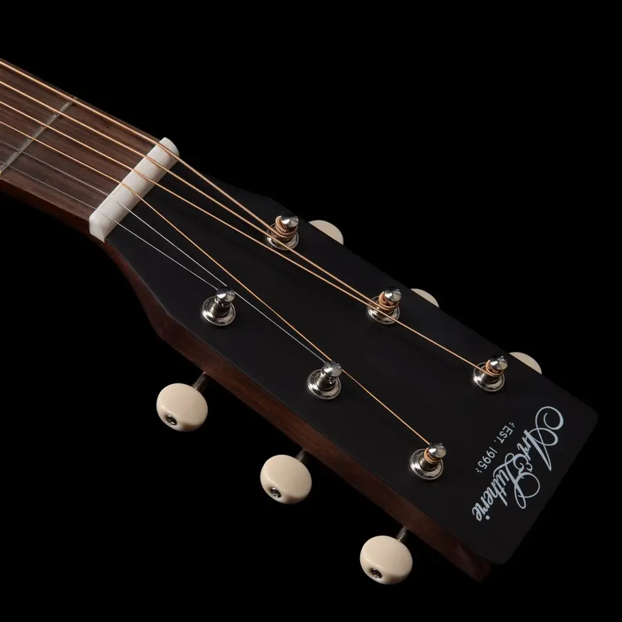 Art & Lutherie Legacy Light Burst GT EQ 