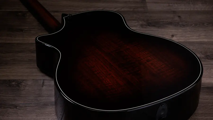 Taylor Builder's Edition 514ce Natural top 