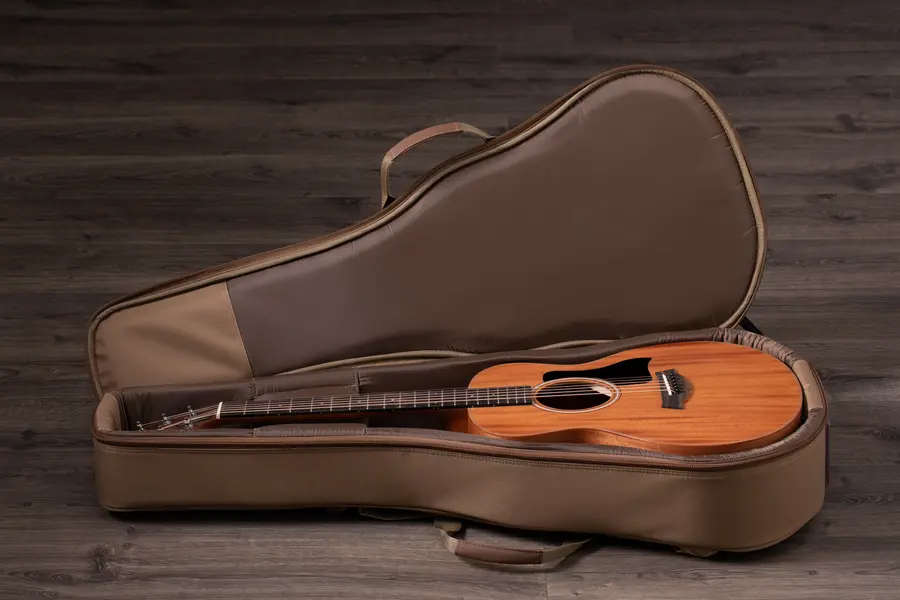 Taylor GS Mini-e Mahogany 
