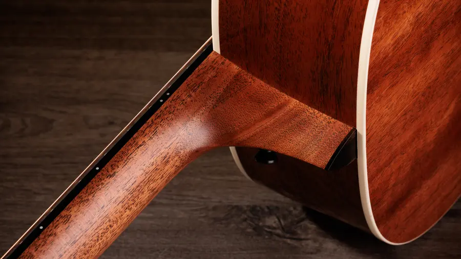 Taylor Gold Label 517e 